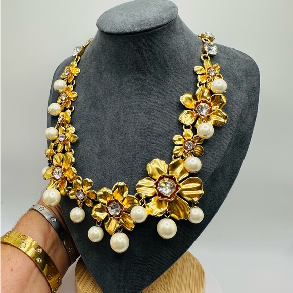 NWT Luxury J. Crew Pearl Crystal Floral Statement Holiday Wedding Necklace - Picture 11 of 17